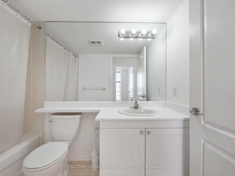 1101-60 Disera Drive, Vaughan, ON, L4J 9G1 - 17