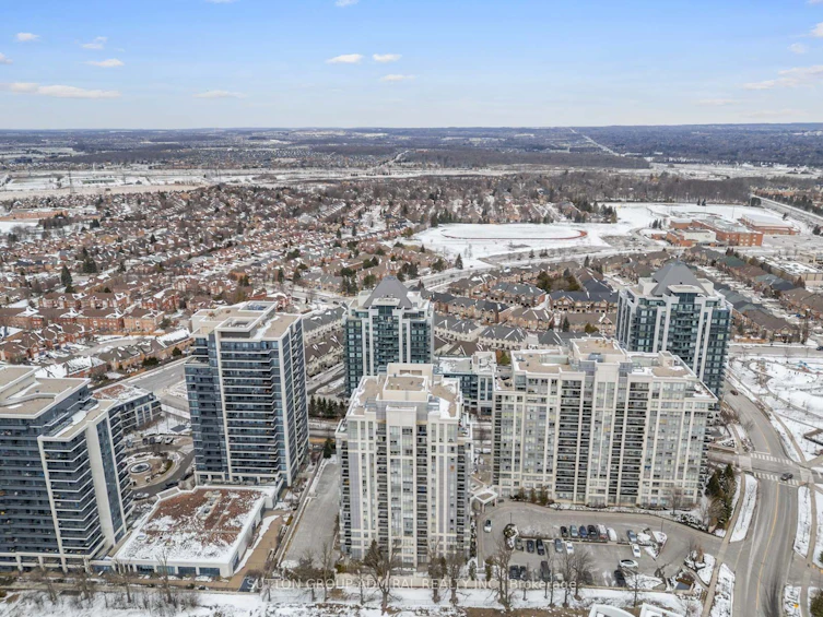 1101-60 Disera Drive, Vaughan, ON, L4J 9G1 - 32