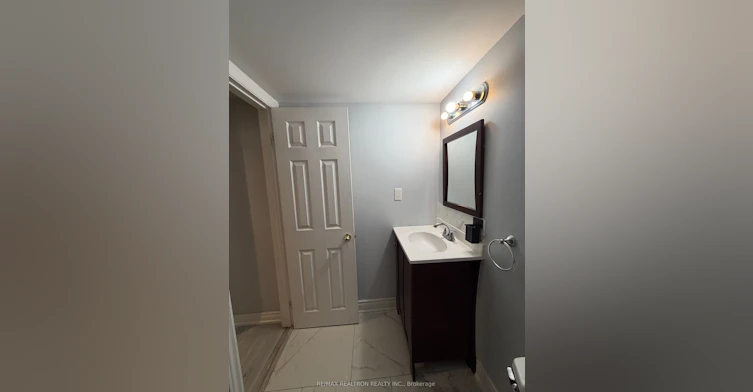 BSMT-51 Ralph Chalmers Avenue, Markham, ON, L6E 2C3 - 11