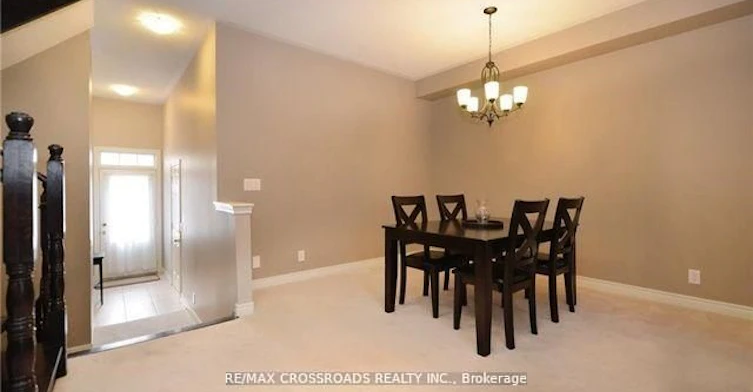 158 Harvest Hills Boulevard, East Gwillimbury, ON, L9N 0C1 - 3