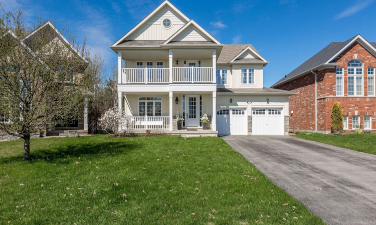 118 Mount Crescent