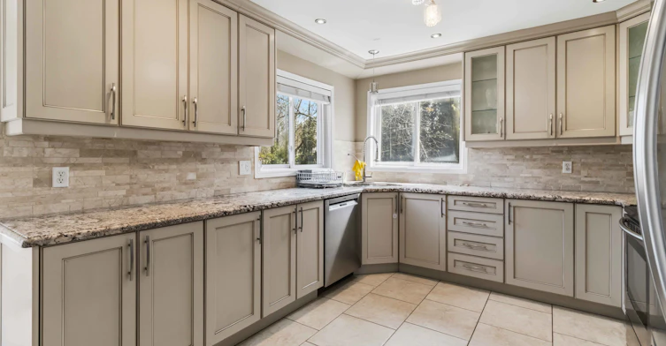 21 Kersey Crescent, Richmond Hill, ON, L4C 3W2 - 11