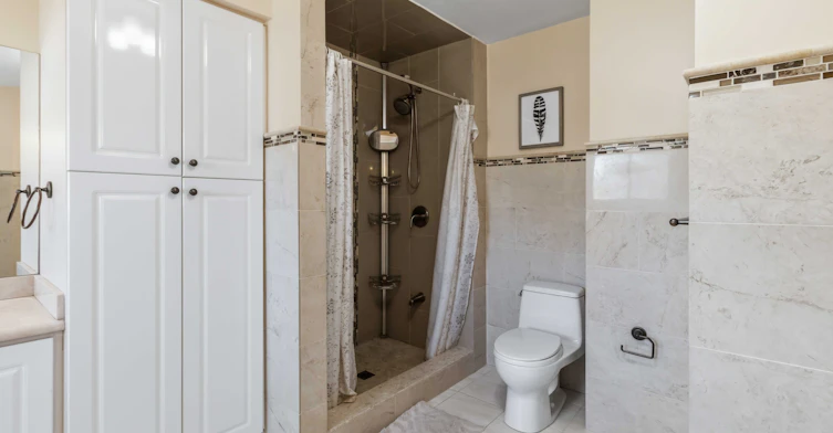 21 Kersey Crescent, Richmond Hill, ON, L4C 3W2 - 21