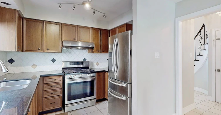 Upper-92 Jaffray Road, Markham, ON, L3S 1G9 - 8