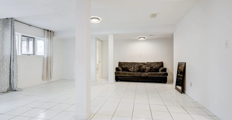 Bsmt-161 Chambers Crescent, Newmarket, ON, L3X 1S9 - 8
