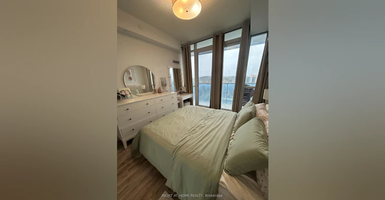 1003-9471 Yonge Street, Richmond Hill, ON, L4C 0Z5 - 10