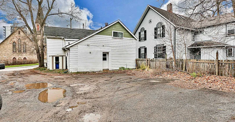 Unit B-475 D'arcy Street, Newmarket, ON, L3Y 1M9 - 11