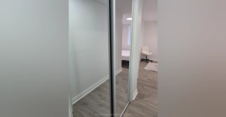 Lower L-70 Woodward Avenue, Markham, ON, L3T 1E7 - 12