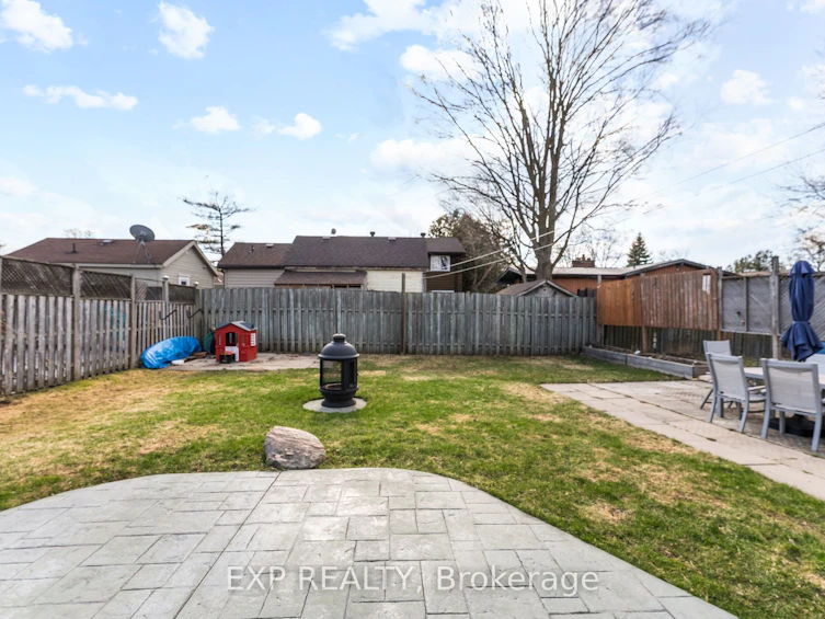 16 Lorne Street, Georgina, ON, L0E 1L0 - 35
