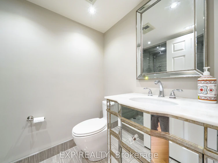 404-30 Harding Boulevard W, Richmond Hill, ON, L4C 9M3 - 10