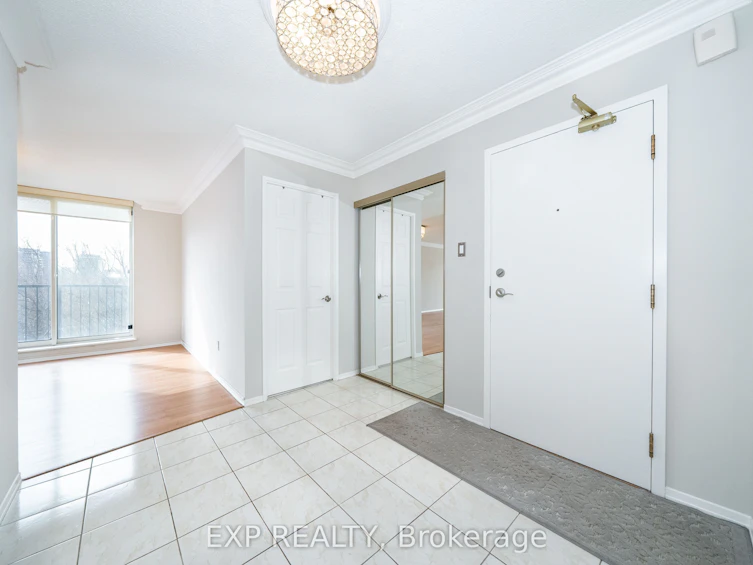 404-30 Harding Boulevard W, Richmond Hill, ON, L4C 9M3 - 14