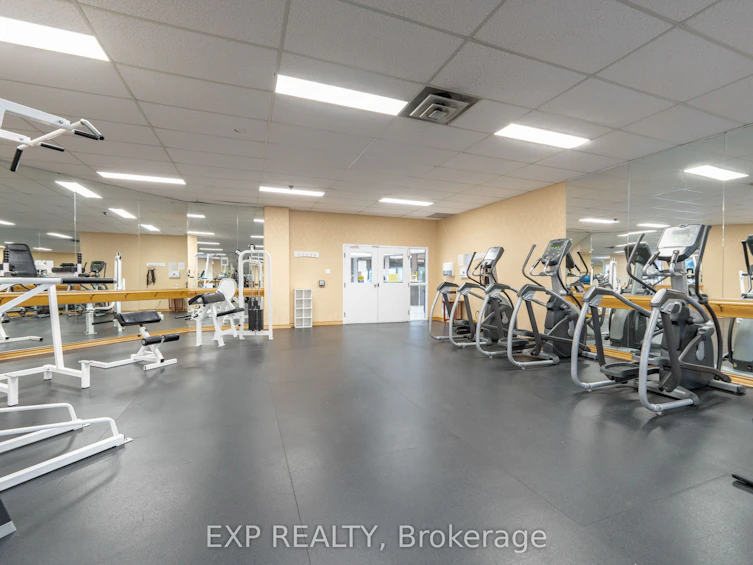 404-30 Harding Boulevard W, Richmond Hill, ON, L4C 9M3 - 32