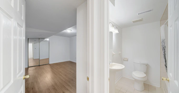 Lower-56 Ballard Crescent, Newmarket, ON, L3X 1S2 - 12