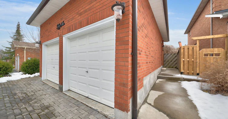 Lower-56 Ballard Crescent, Newmarket, ON, L3X 1S2 - 2