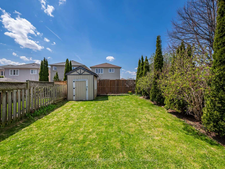 52 Longview Drive, Bradford West Gwillimbury, ON, L3Z 2H3 - 39