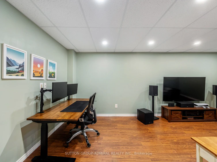 52 Longview Drive, Bradford West Gwillimbury, ON, L3Z 2H3 - 32
