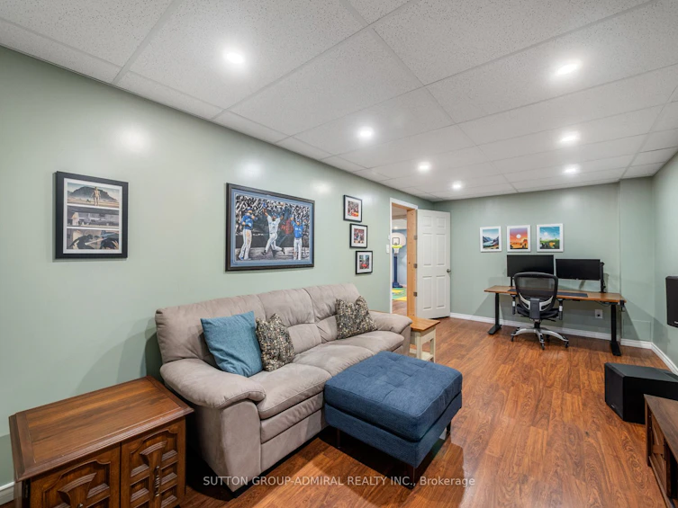 52 Longview Drive, Bradford West Gwillimbury, ON, L3Z 2H3 - 34