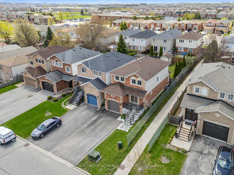 52 Longview Drive, Bradford West Gwillimbury, ON, L3Z 2H3 - 44