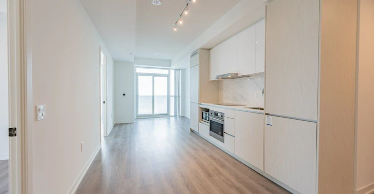 2710-28 Interchange Way, Vaughan, ON, L4K 0P8 - 5