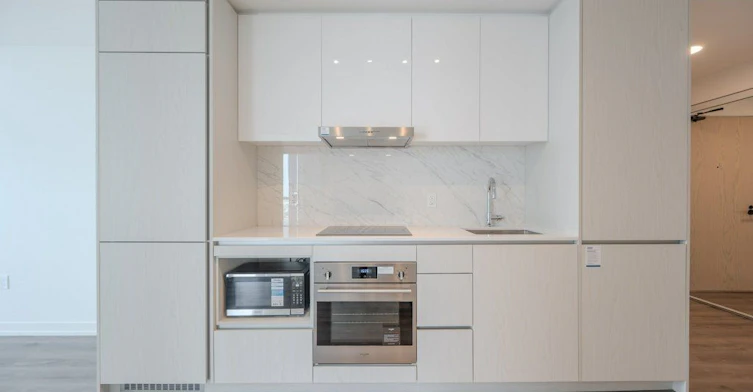 2710-28 Interchange Way, Vaughan, ON, L4K 0P8 - 6