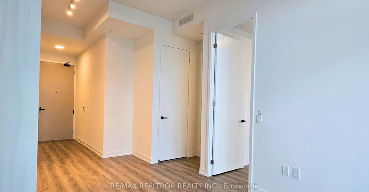 4808-195 Commerce Street, Vaughan, ON, L4K 0P9 - 4