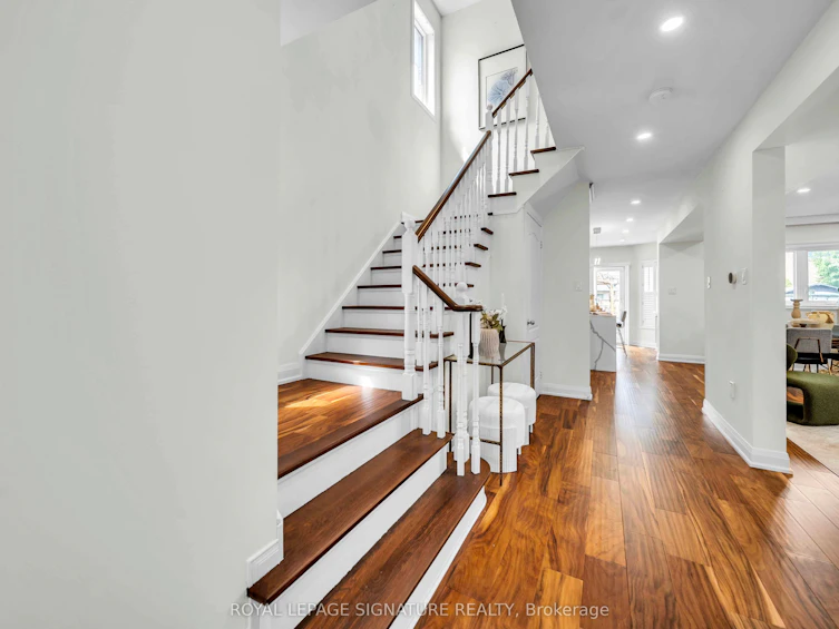 440 Flanagan Court, Newmarket, ON, L3X 2E9 - 3