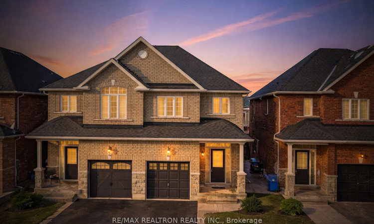 86 Donald Stewart Crescent