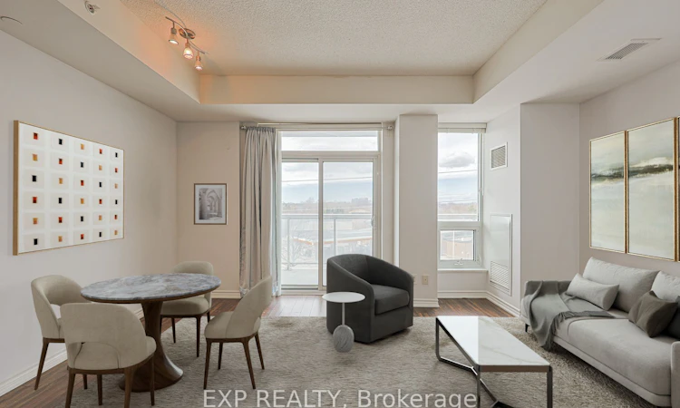 323-8323 Kennedy Road