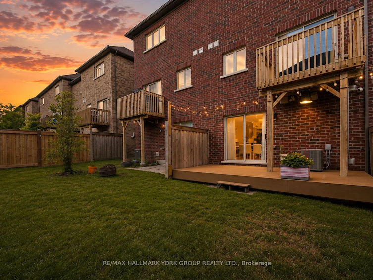 104 Gordon Circle, Newmarket, ON, L3Y 0C9 - 38