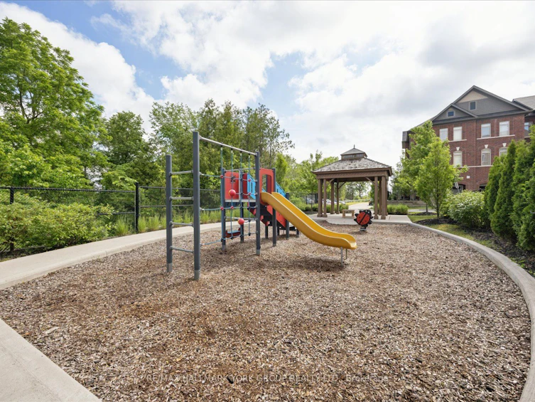 104 Gordon Circle, Newmarket, ON, L3Y 0C9 - 48