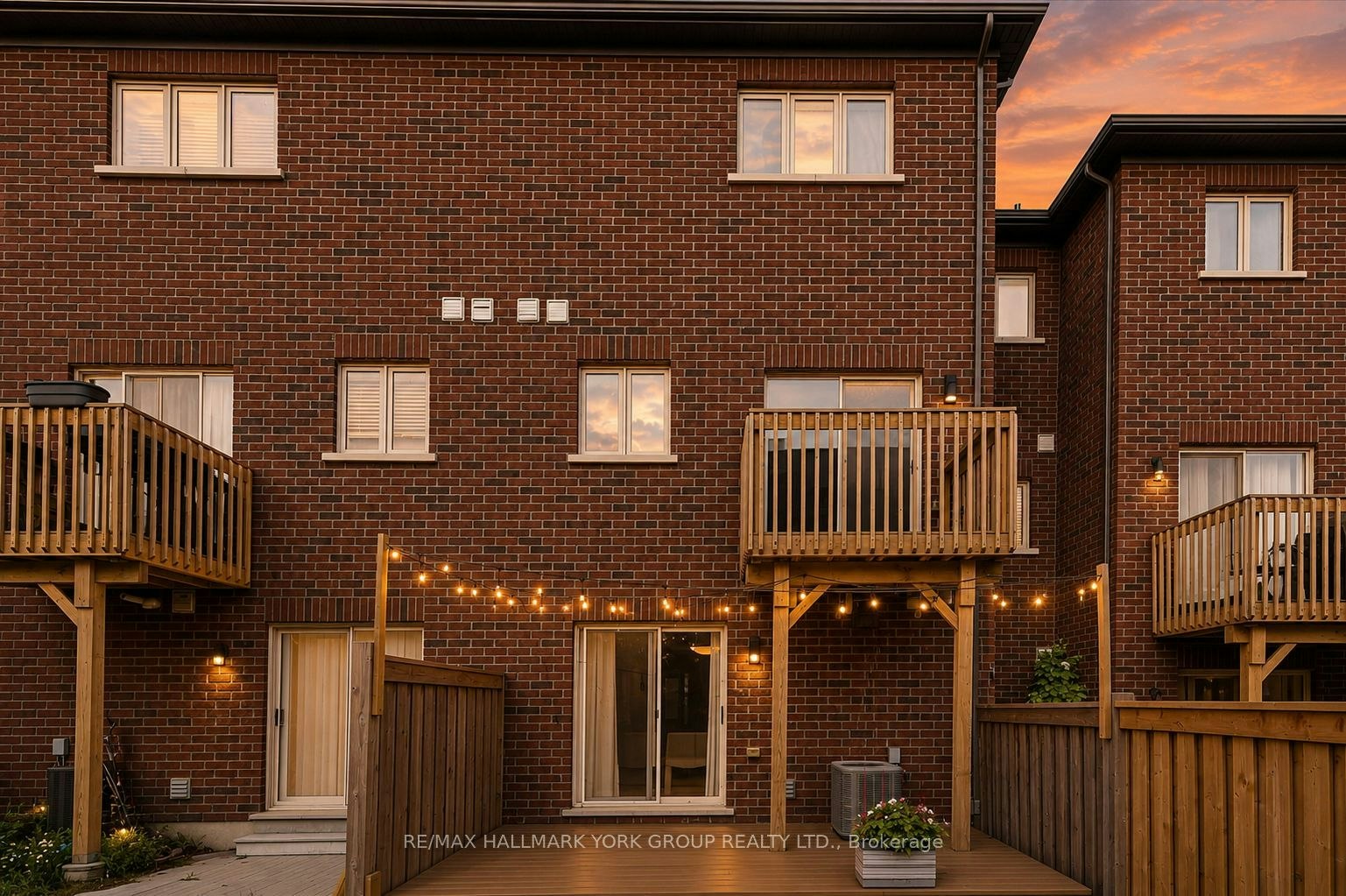 104 Gordon Circle, Newmarket, ON, L3Y 0C9 - 37