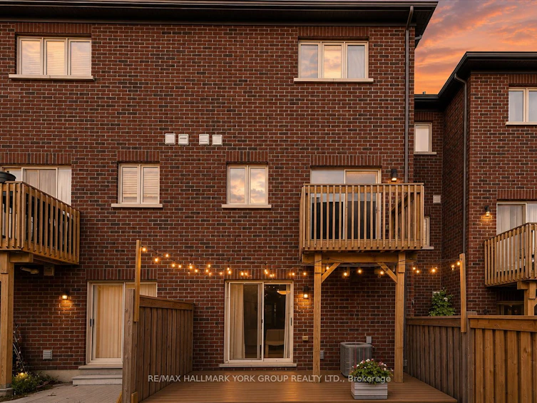 104 Gordon Circle, Newmarket, ON, L3Y 0C9 - 37