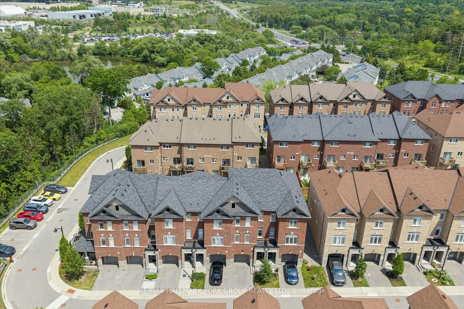 104 Gordon Circle, Newmarket, ON, L3Y 0C9 - 42