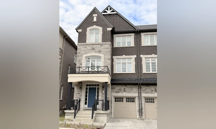 12 Globemaster Lane