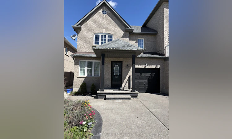 48 Grand Valley Boulevard