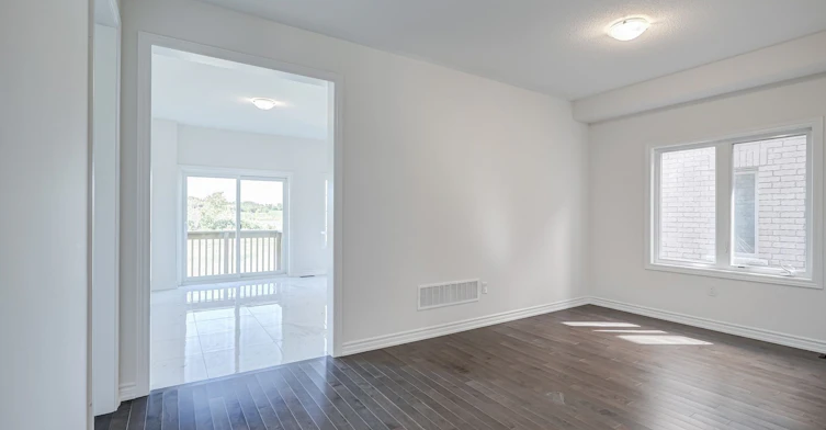 96 Connell Drive, Georgina, ON, L4P 1J5 - 6