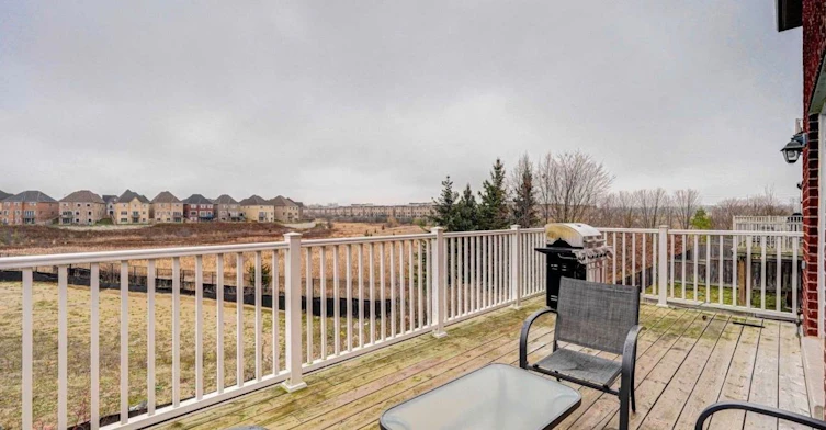83 Kane Crescent, Aurora, ON, L4G 0C6 - 8