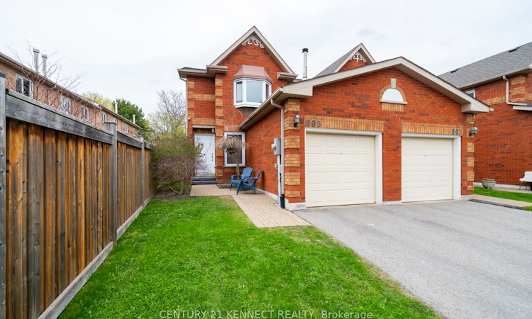 805 Playter Crescent