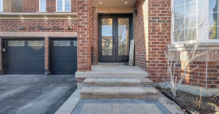 32 Chasser Drive, Markham, ON, L6E 1S6 - 2