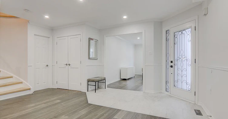 160 Gailcrest Circle, Vaughan, ON, L4J 5W1 - 3