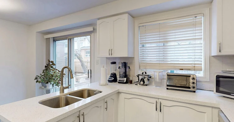 99 Widdifield Avenue, Newmarket, ON, L3X 1Z3 - 4