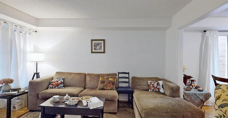 99 Widdifield Avenue, Newmarket, ON, L3X 1Z3 - 2