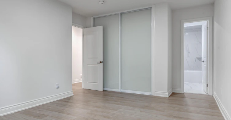 18 Ironshield Crescent, Markham, ON, L3T 3K7 - 14