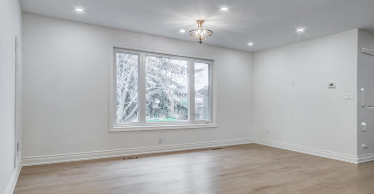 18 Ironshield Crescent, Markham, ON, L3T 3K7 - 9