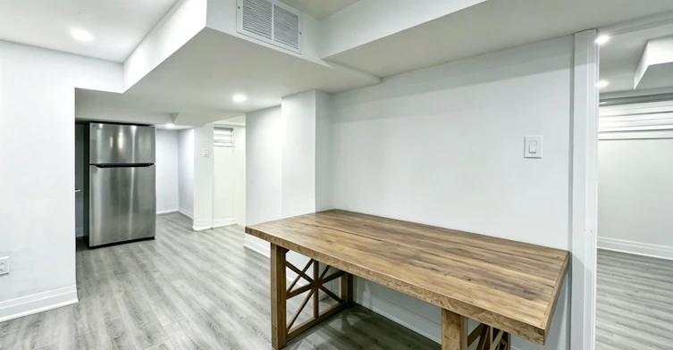 Lower-181 Maple Avenue, Richmond Hill, ON, L4C 2J2 - 5