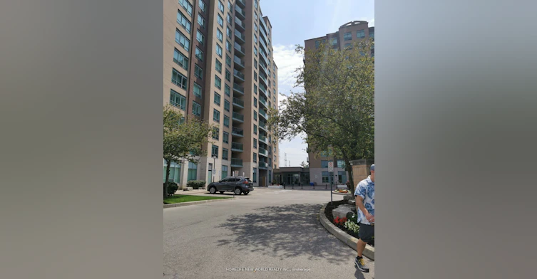 401-11 Oneida Crescent, Richmond Hill, ON, L4B 0A1