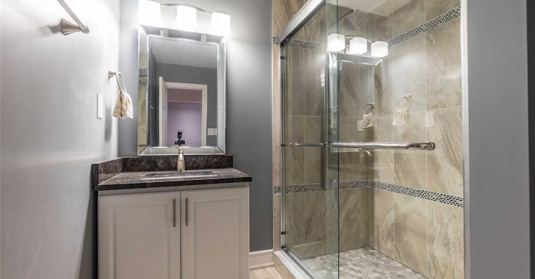 18 Danpatrick Drive, Richmond Hill, ON, L4S 2S7 - 13