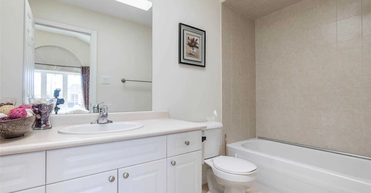 18 Danpatrick Drive, Richmond Hill, ON, L4S 2S7 - 10