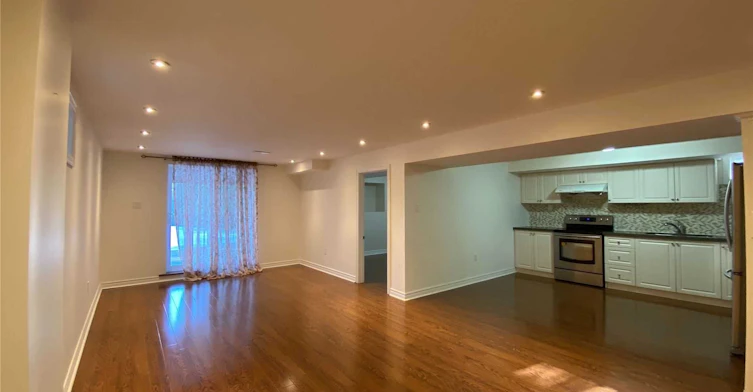 Lower-32 Escapade Drive, Richmond Hill, ON, L4E 4X7 - 8