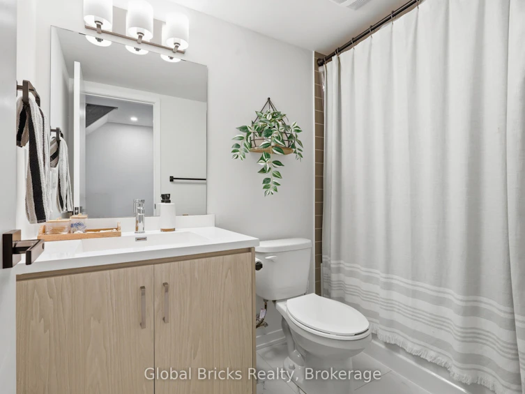 TH #210-131 Honeycrisp Crescent, Vaughan, ON, L4K 0N7 - 16